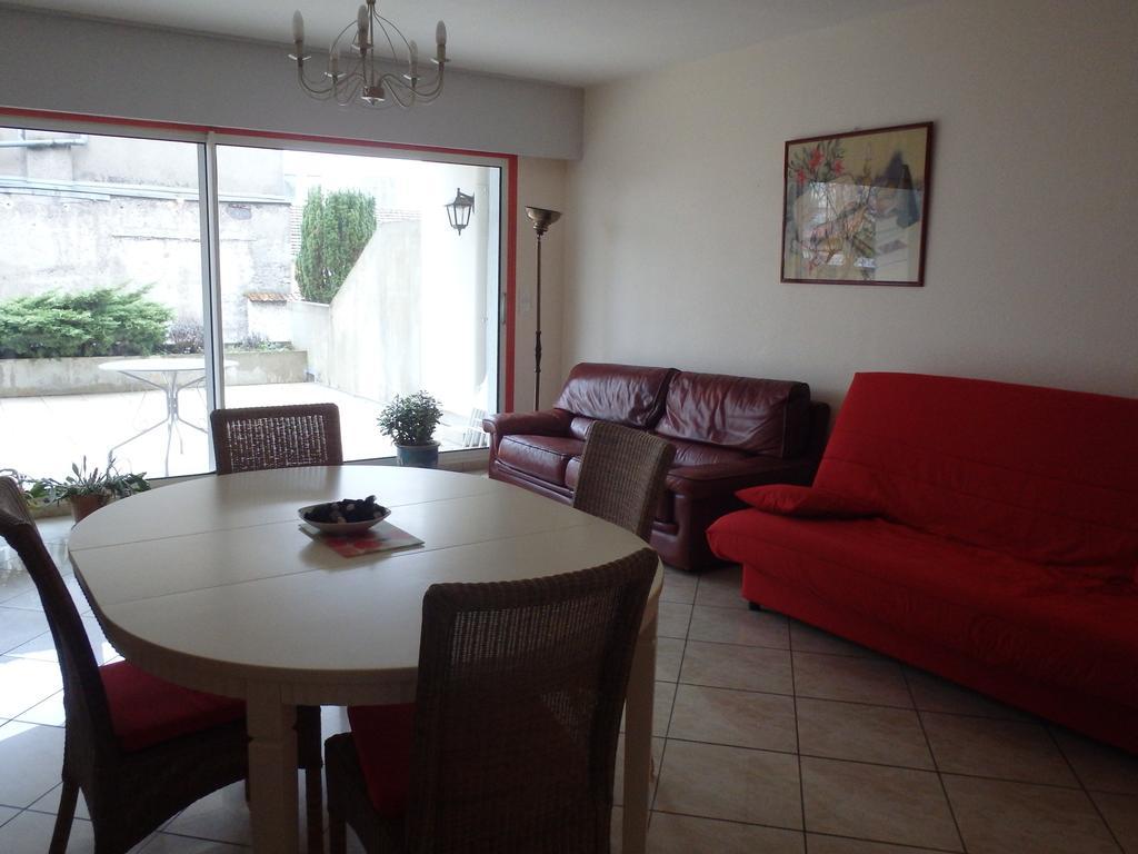 Apartamento Le Moulin des Prés Vesoul Habitación foto